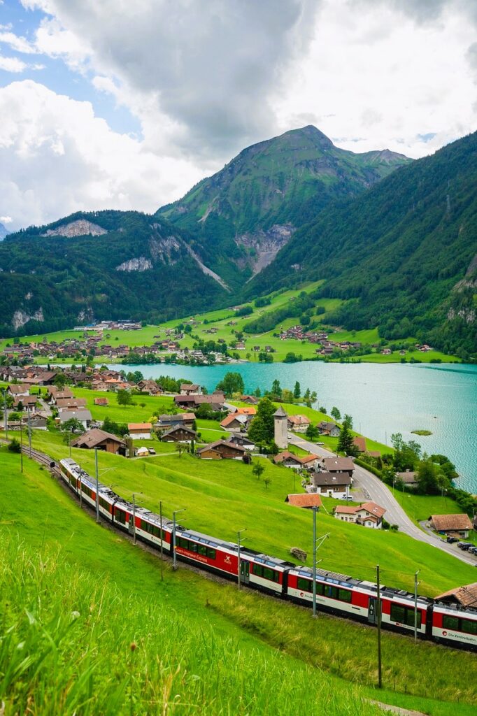 Transporte en Suiza Swiss Travel Pass: billete todo en uno para todos 