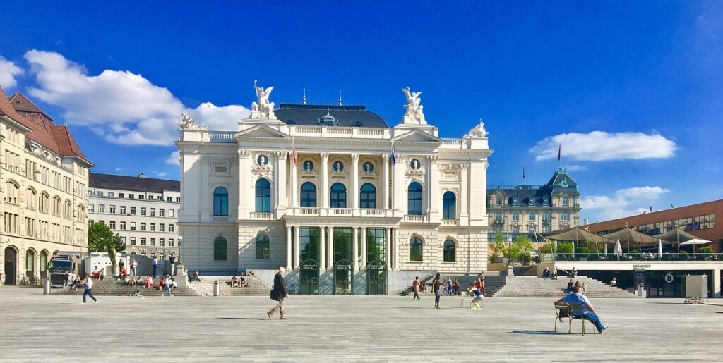 Opera house zurich Must-See Attractions 