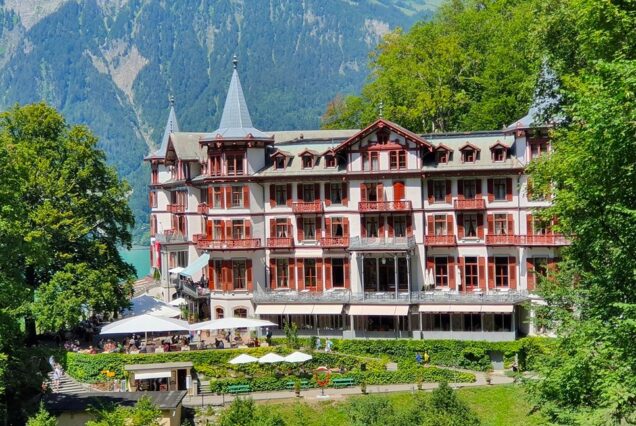 Guided Tour from Lucerne to Giessbachfall